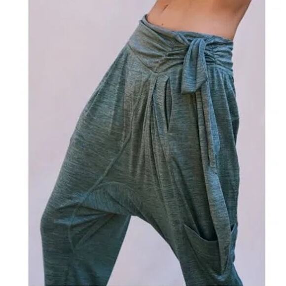Free People Pants - Free People Movement Harem Jogger Pants Size XS Dark Gray